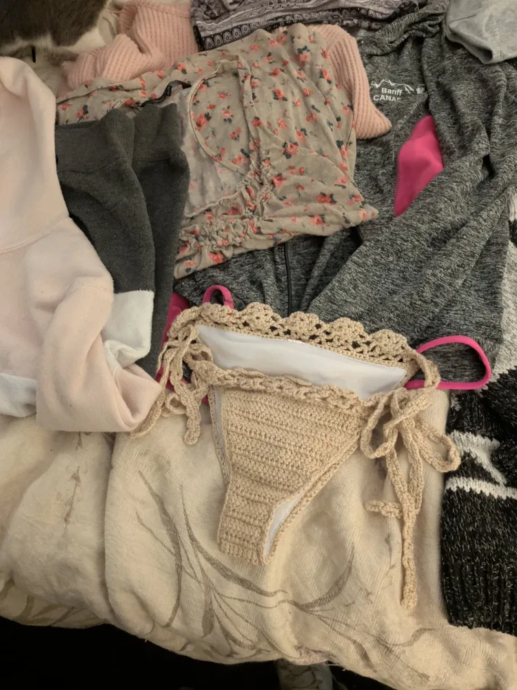 Clothing Lot - Various Brands & Styles image indicator(6)