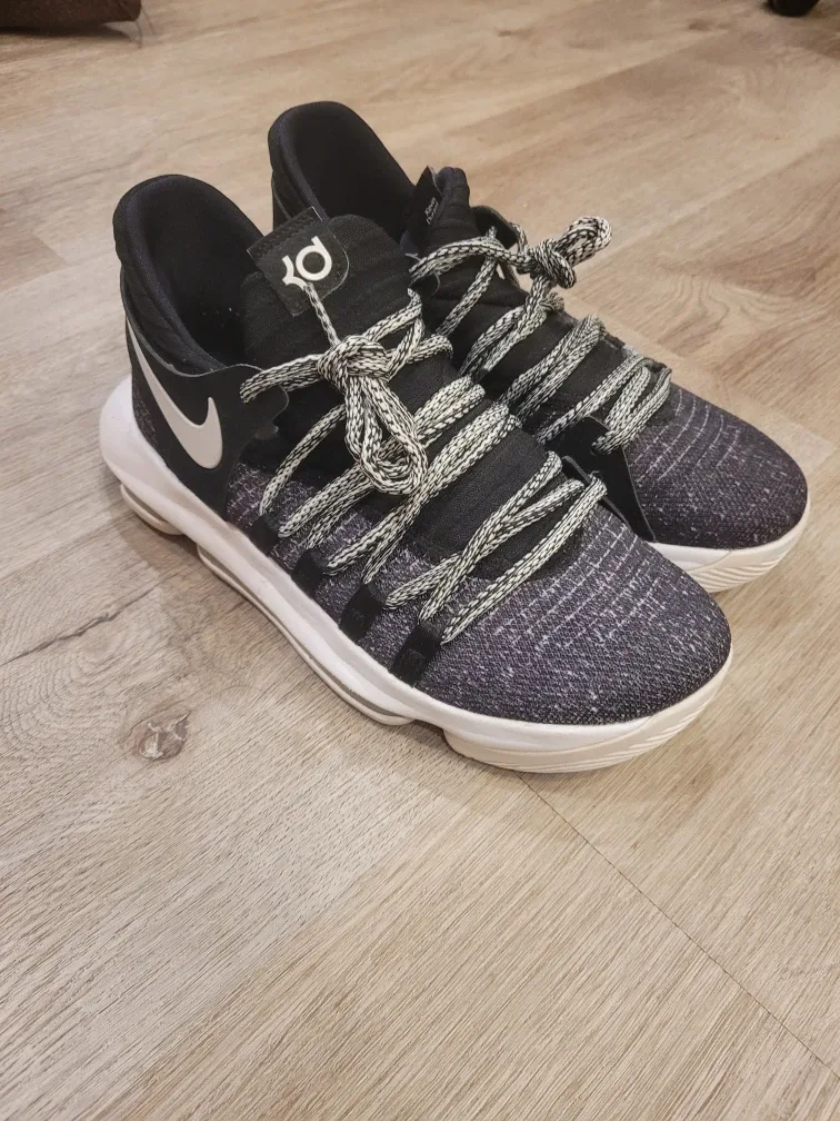 Nike KD10 Kevin Durant Shoes size EUR 38 / US 5.5Y