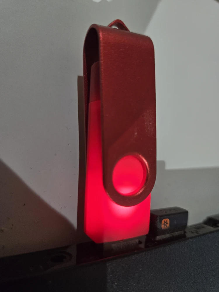Red 124GB USB Flash Drive - photo 2