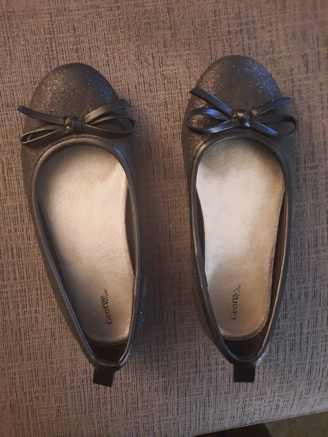George Sparkly  Flats pick up only in st.albert