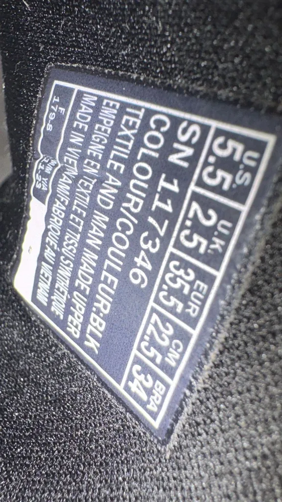 Skechers Black Sneakers - Size 5.5 image indicator(2)