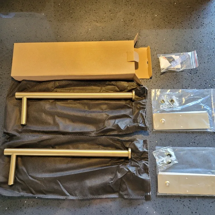 NEW 2 Gold (Paper) Towel Holders