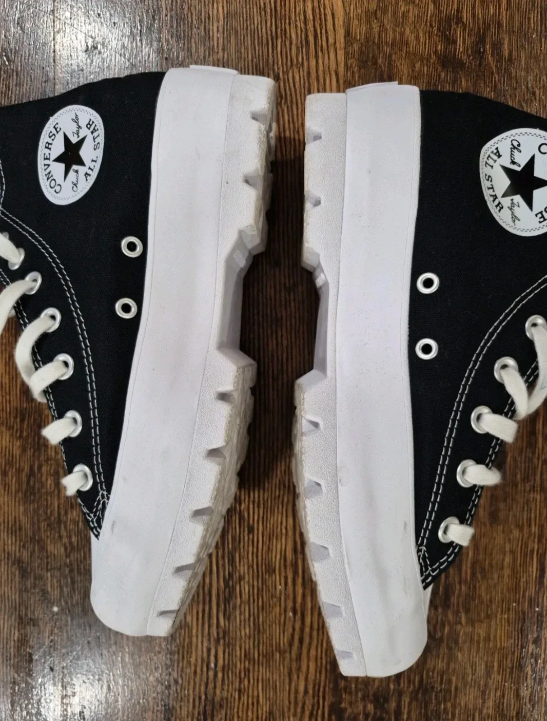 Converse Women's Hi-Top Trainers size 8