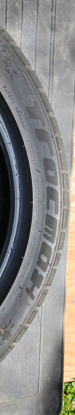 Tracmax S330 Winter Tire 215/45R18 - photo 2
