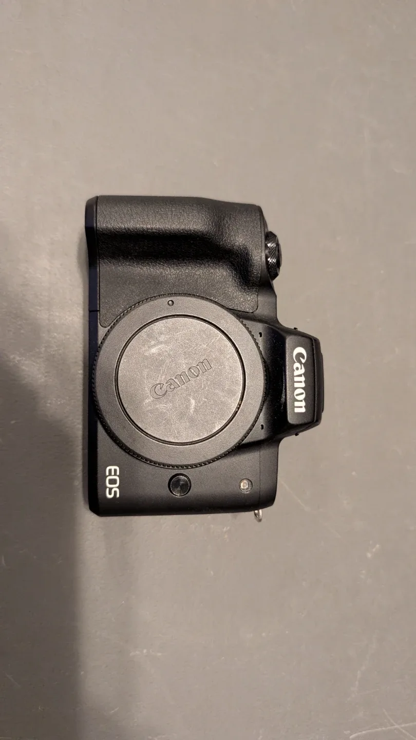 Canon EOS M50 with 5 different lenses included