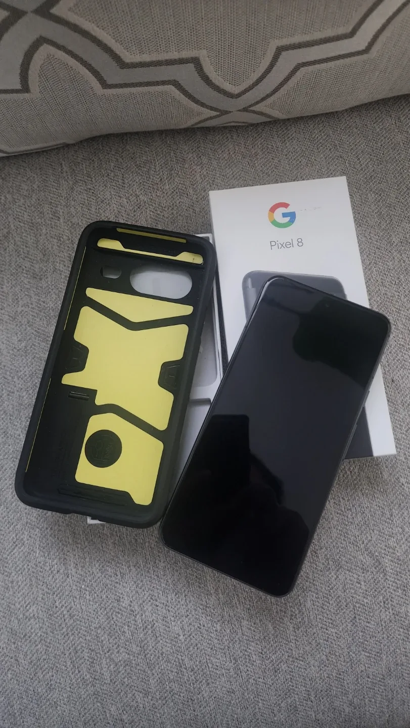 Like New Google Pixel 8 - Black image indicator(2)