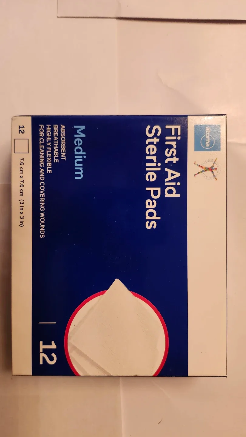 Atoma First Aid Sterile Pads - Medium image indicator(2)