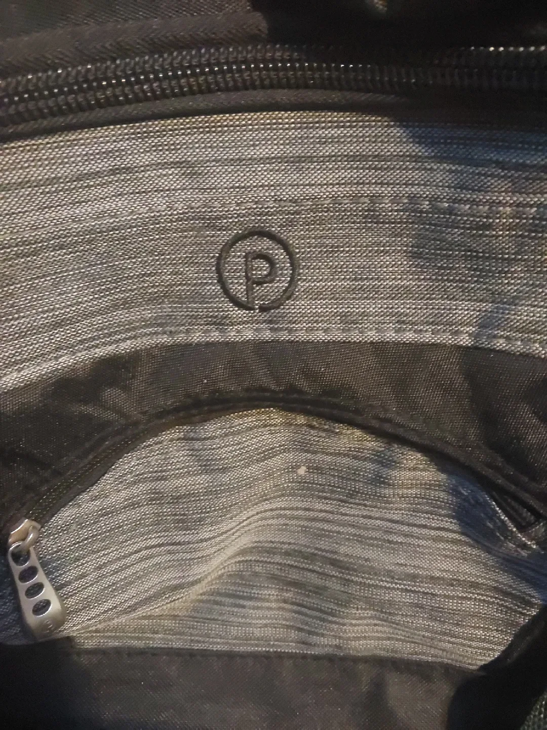 Athletic Duffel Bag - Grey image indicator(2)