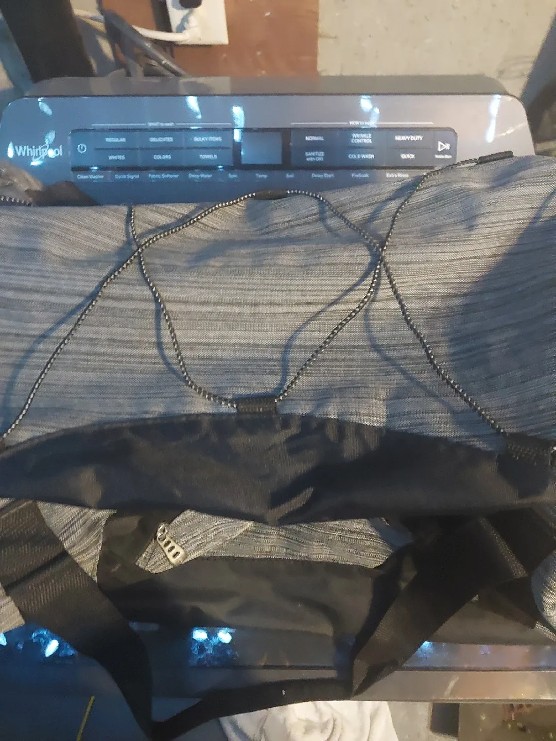 Athletic Duffel Bag - Grey image indicator(3)