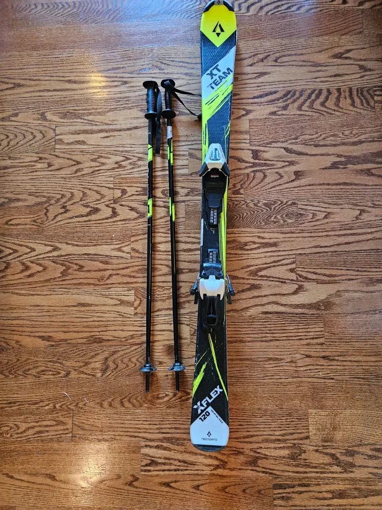 Tecno Pro Skis with Poles image indicator(2)