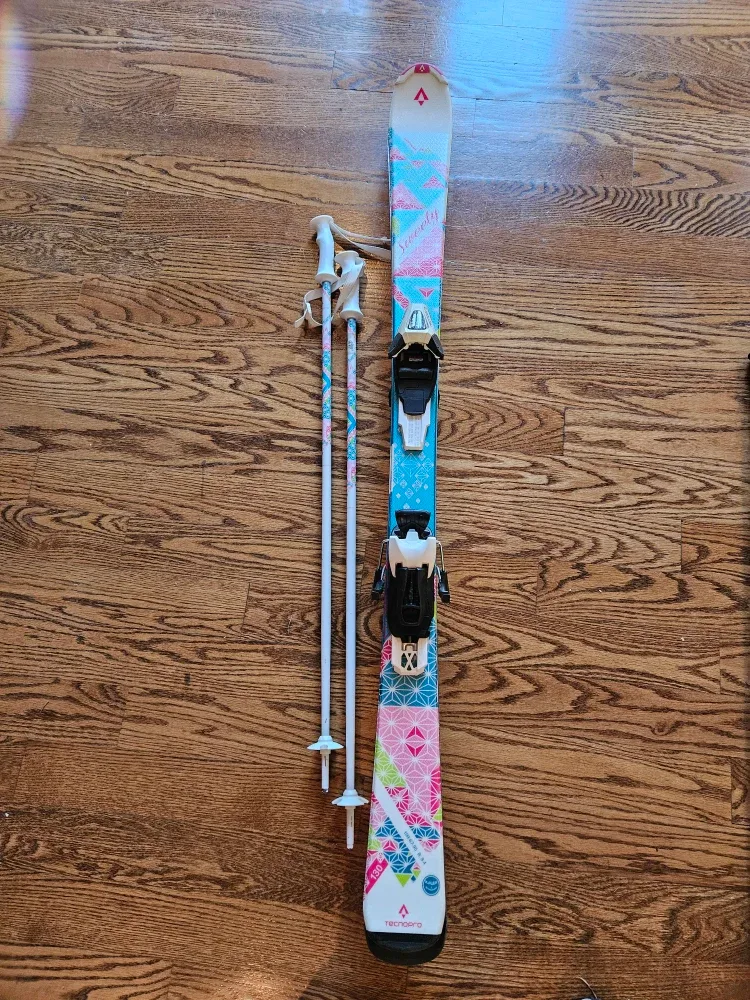 Tecno Pro Skis with Poles image indicator(4)
