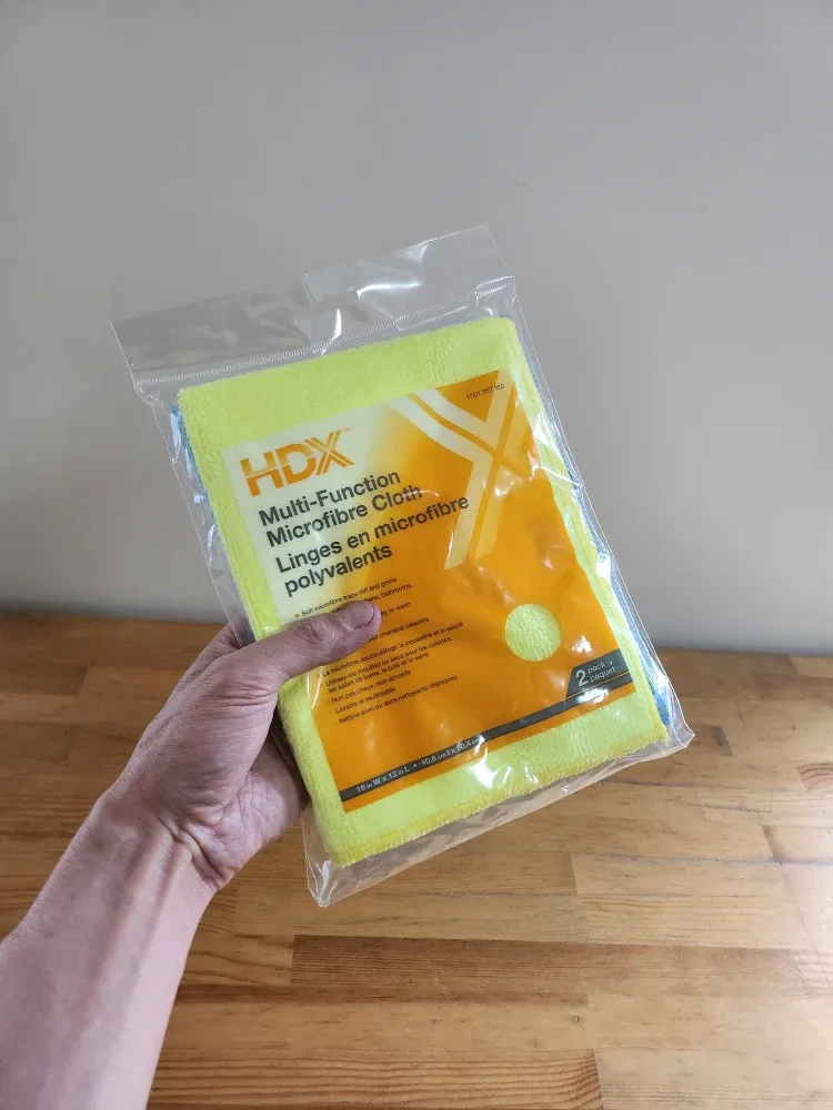 Home Depot HDX Brand - AA Batteries, Microfiber cloth, Zip Ties image indicator(7)