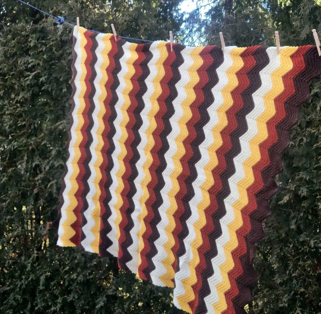 Afghan Chevron Knit Blanket.Crochet Bedspread. Couch Covers image indicator(4)