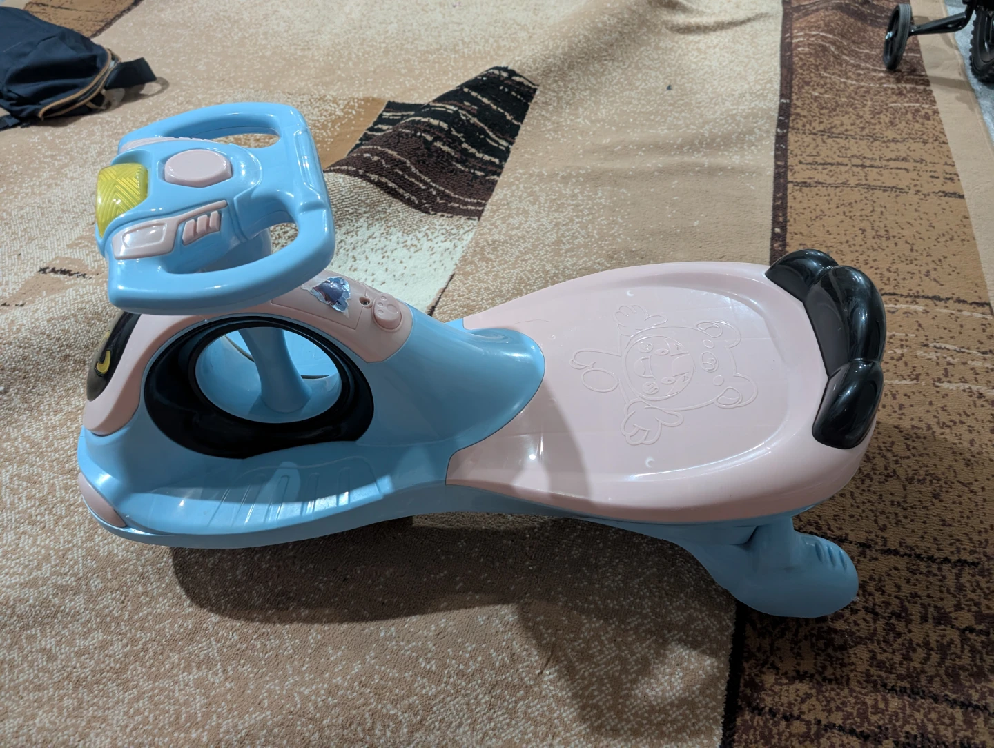 Baby Throne Magic Car Ride-On Toy - photo 4