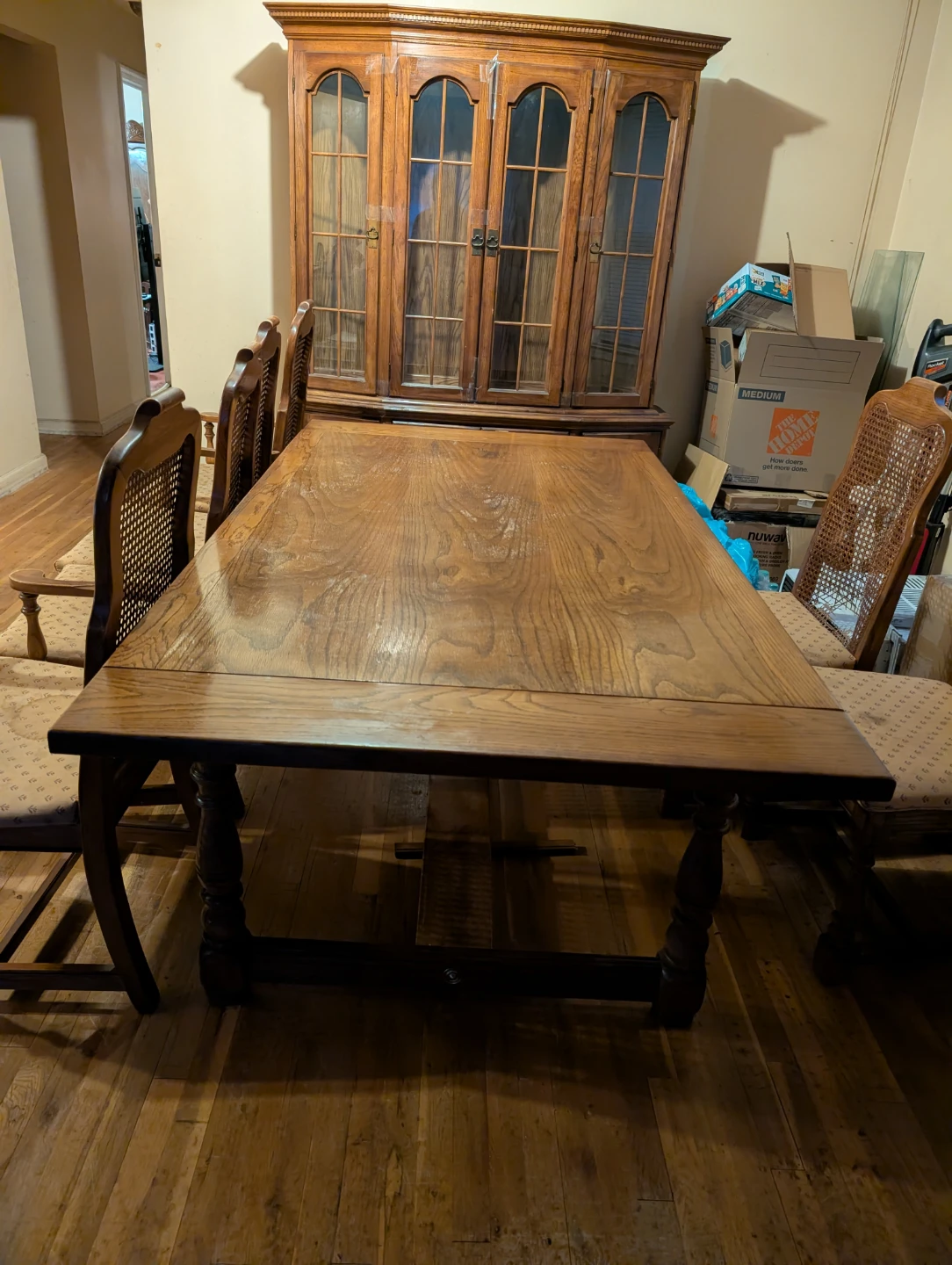 Dining Table Set with Hutch & 6 Chairs - photo 2