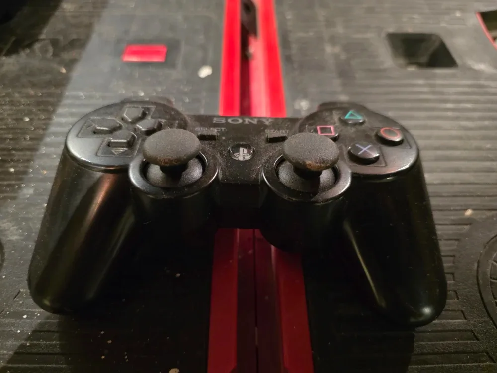 Sony PlayStation 3 (PS3) Console image indicator(5)