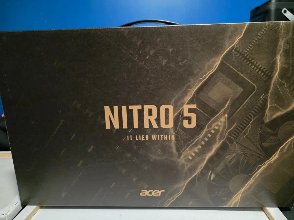 Acer Nitro 5 Gaming Laptop image indicator(2)