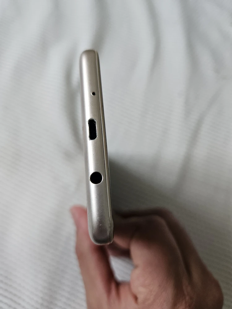 Samsung Galaxy J7 Prime - Gold - photo 5