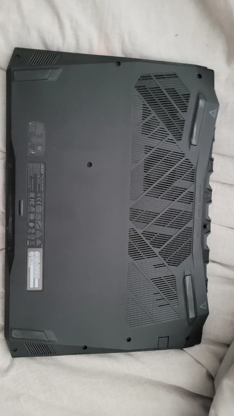 Acer Nitro 5 Laptop Gaming image indicator(4)