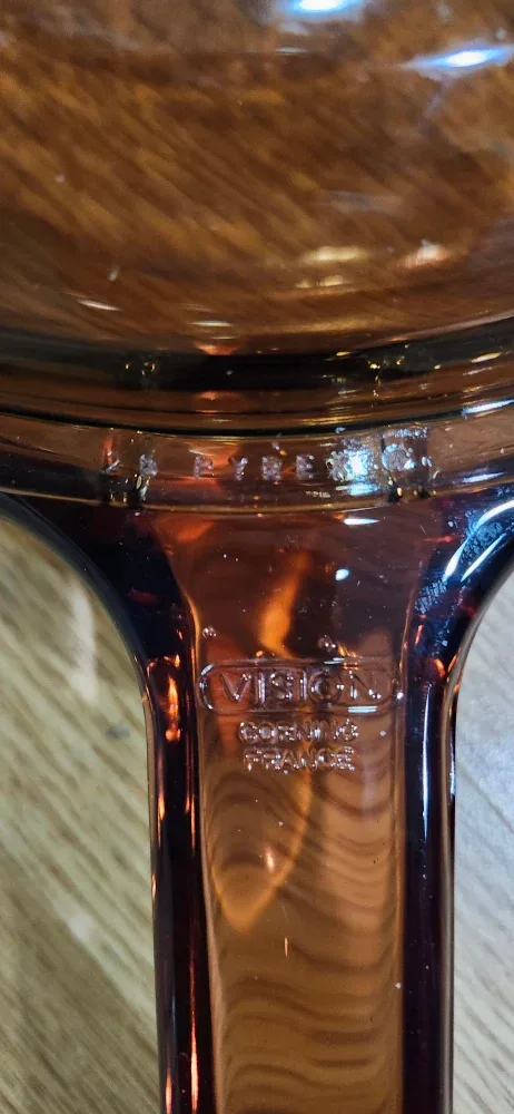 Vintage Visions Corning France Amber Glass Pan with Lid. image indicator(3)