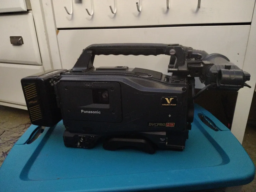 Panasonic AJ-HDC 27HD VariCan Video Camera