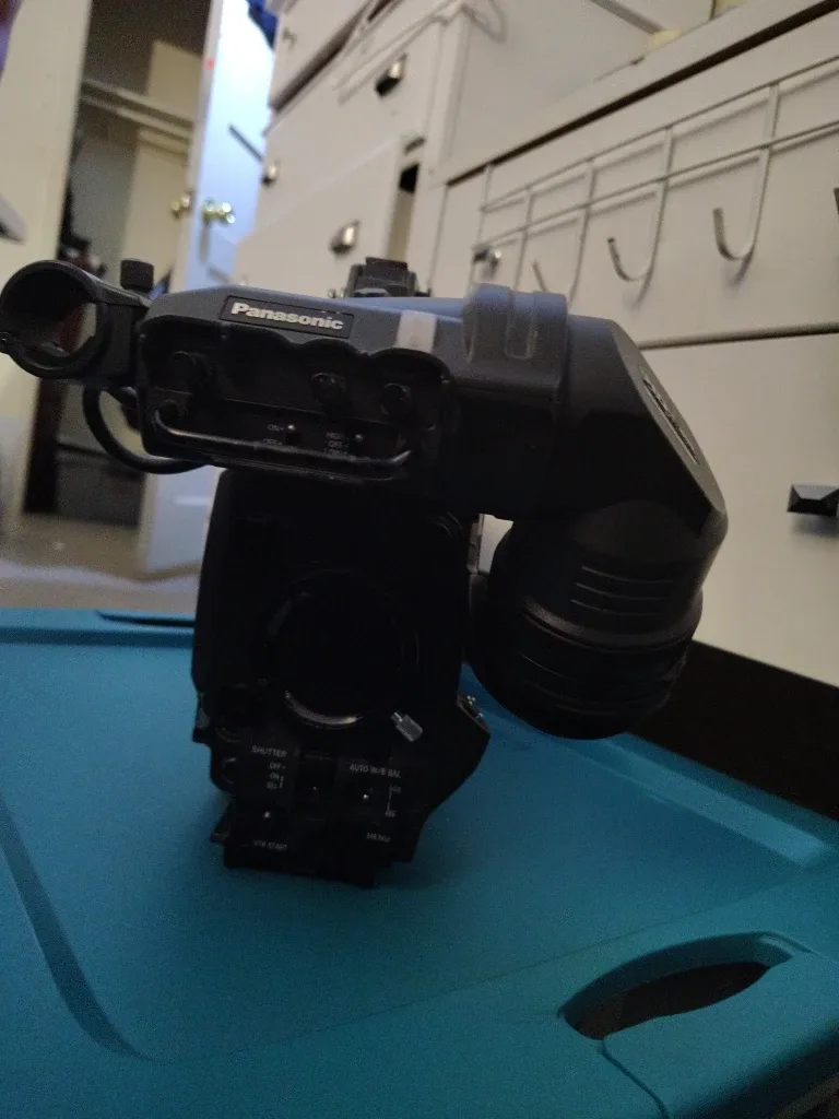 Panasonic AJ-HDC 27HD VariCan Video Camera image indicator(3)