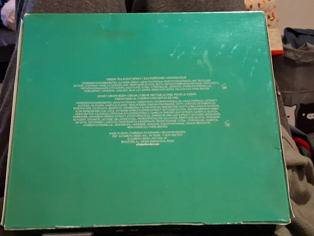 Elizabeth Arden Green Tea Scent Spray & Honey Drops image indicator(2)