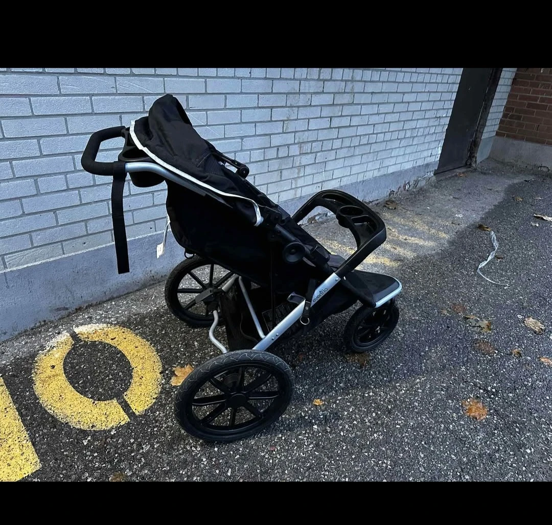 Evenflo Pivot Jogger Stroller - photo 5