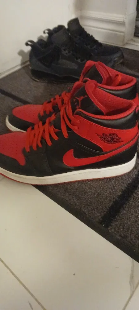 Jordan 1 alternative bred image indicator(2)
