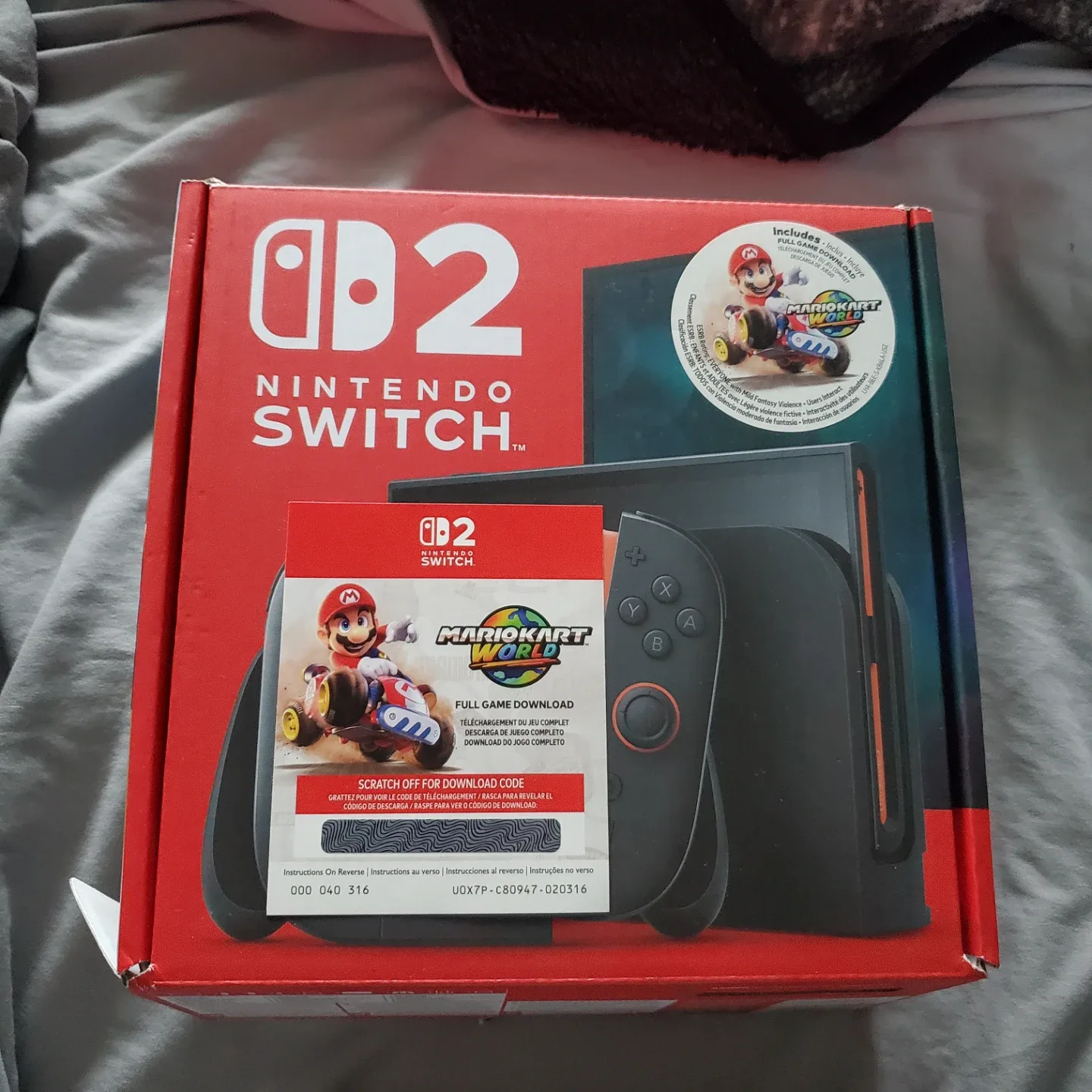 Nintendo Switch OLED Model Mario Kart 8 Deluxe Bundle image indicator(2)