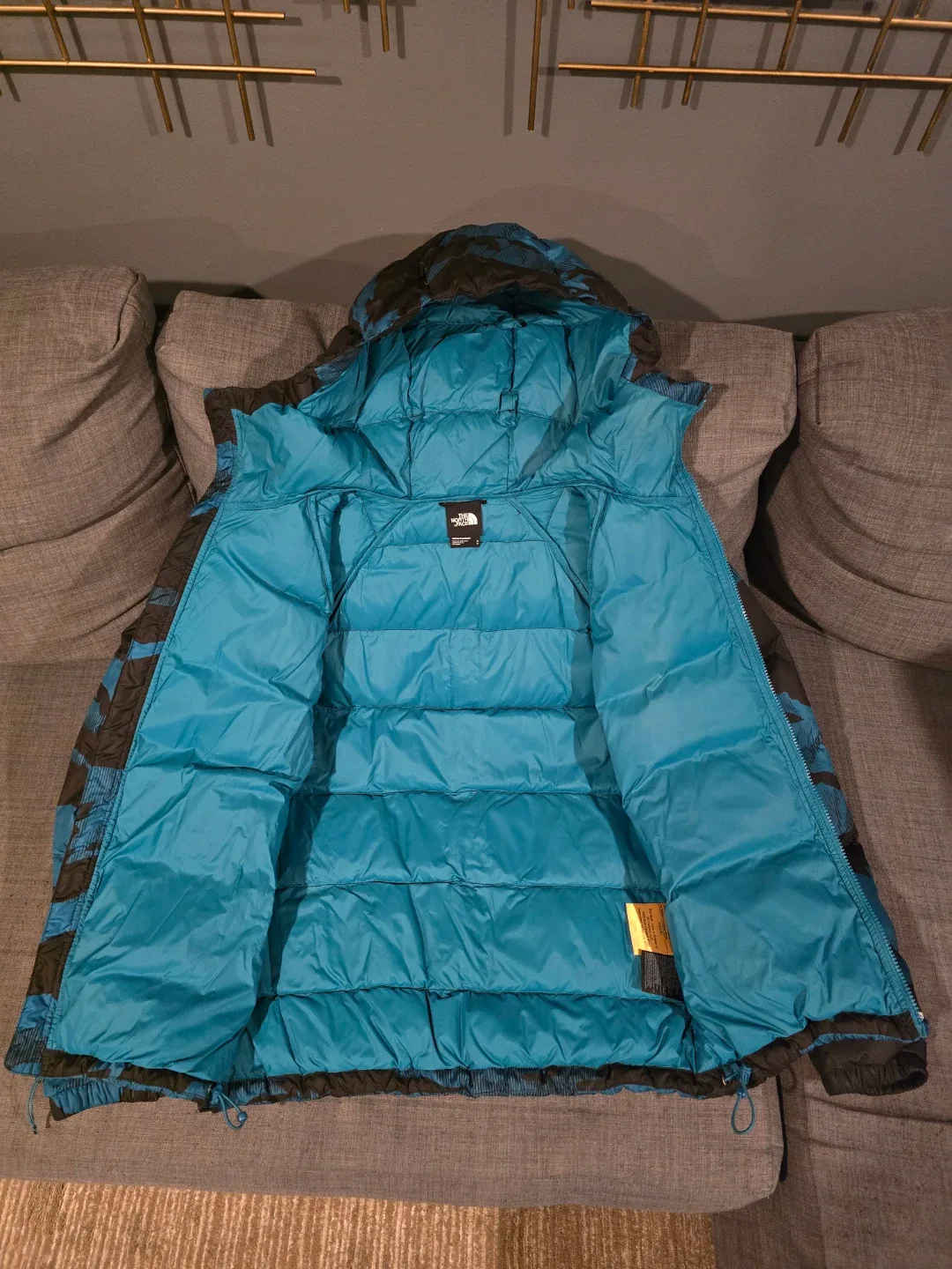 The North Face Men's Hydrenalite Down Hooded Jacket image indicator(3)