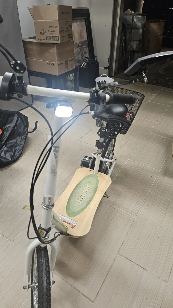 Razor Electric Scooter with Basket - photo 5