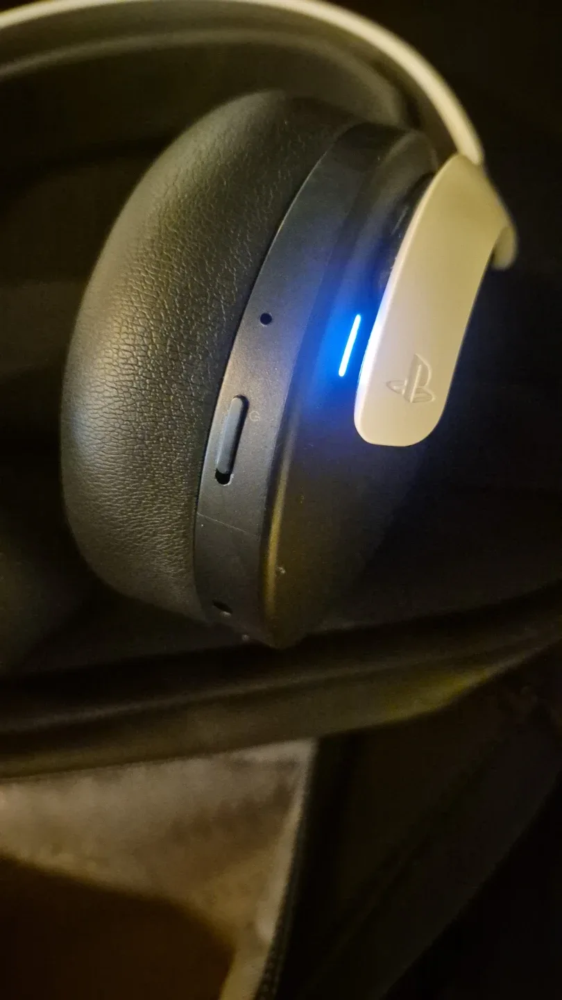 PlayStation 5 Console, Controller, Headset image indicator(4)