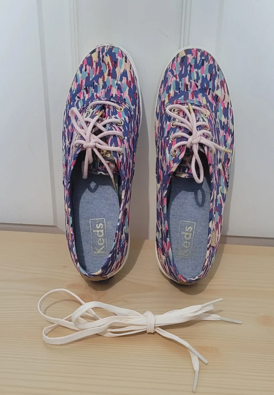 Keds Liberty Meadow Pink Sneakers - Size 6 image indicator(2)