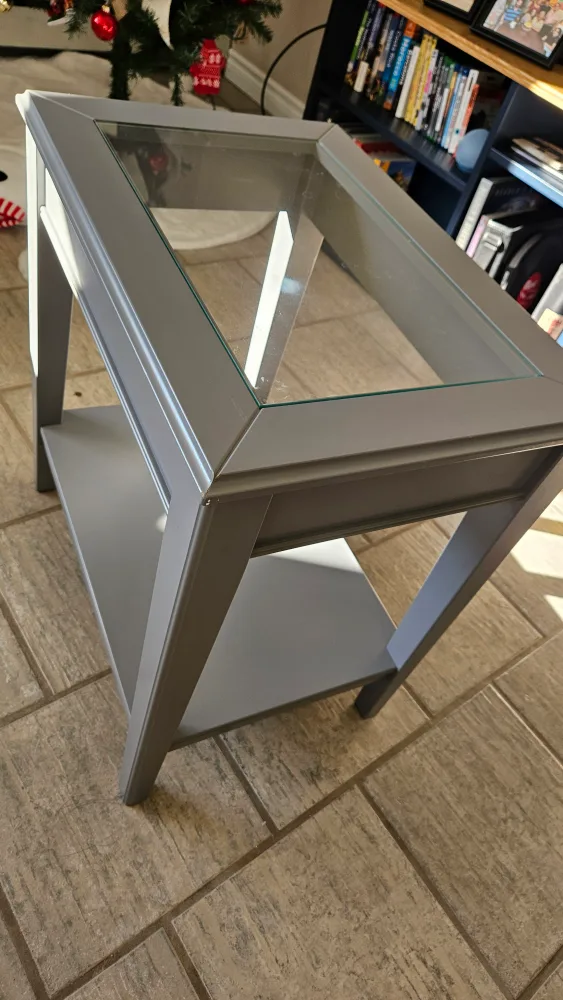 Grey Glass Top Side Table image indicator(2)