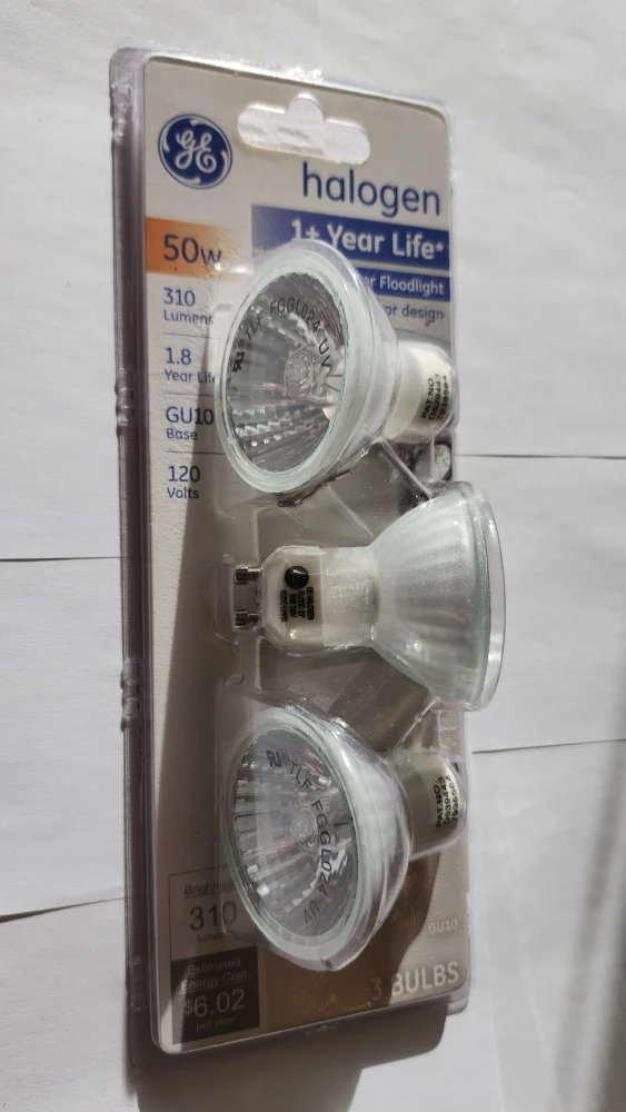 New GE Halogen 50W Light Bulbs - 3 Pack - photo 2