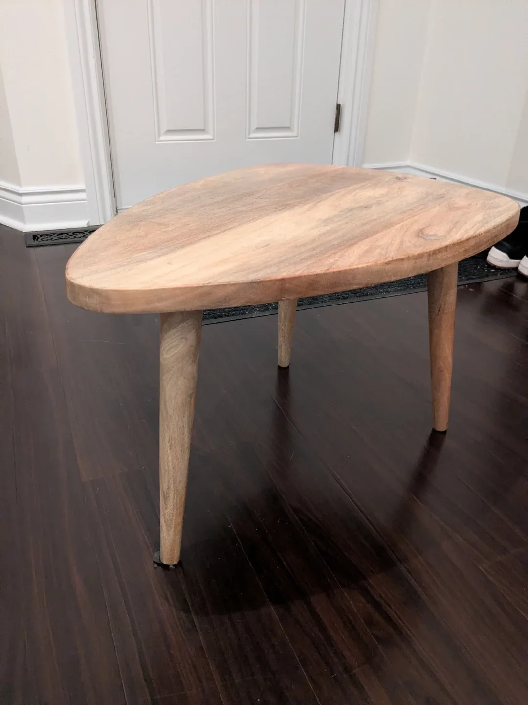 Wooden Triangle Coffee Table image indicator(2)