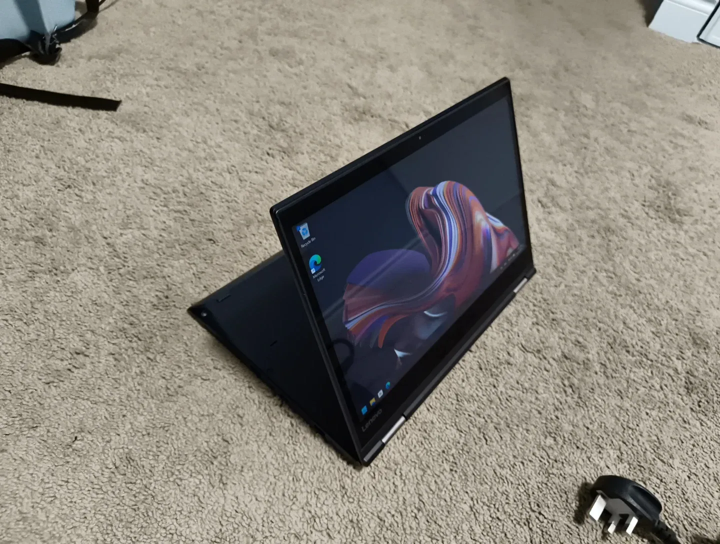 Lenovo ThinkPad Laptop image indicator(6)