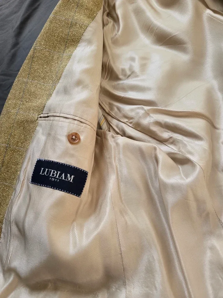 Vintage Italy  Wool Blazer LUBIAM 1911  Abraham Moon image indicator(7)