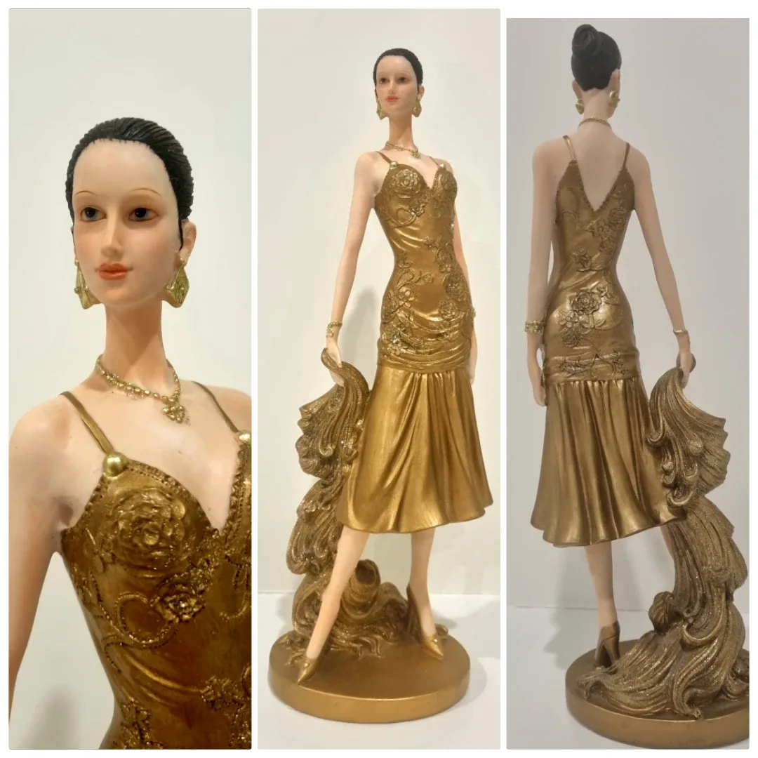 Collectible Woman Figurine, vintage