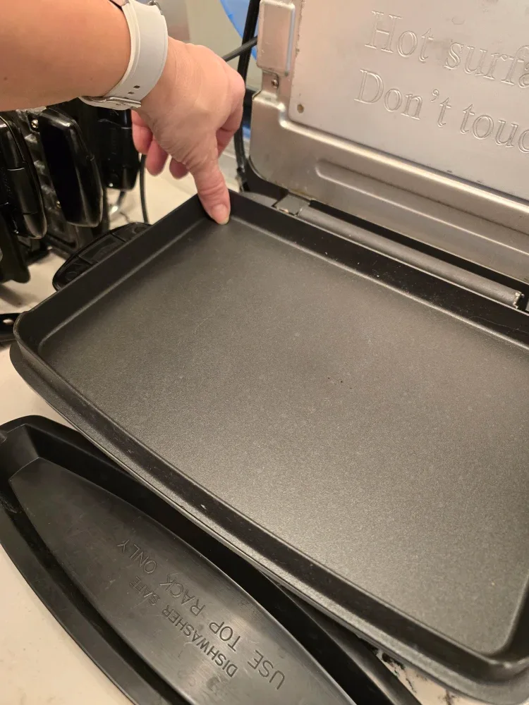 George Foreman Grill with Interchangeable Plates image indicator(6)