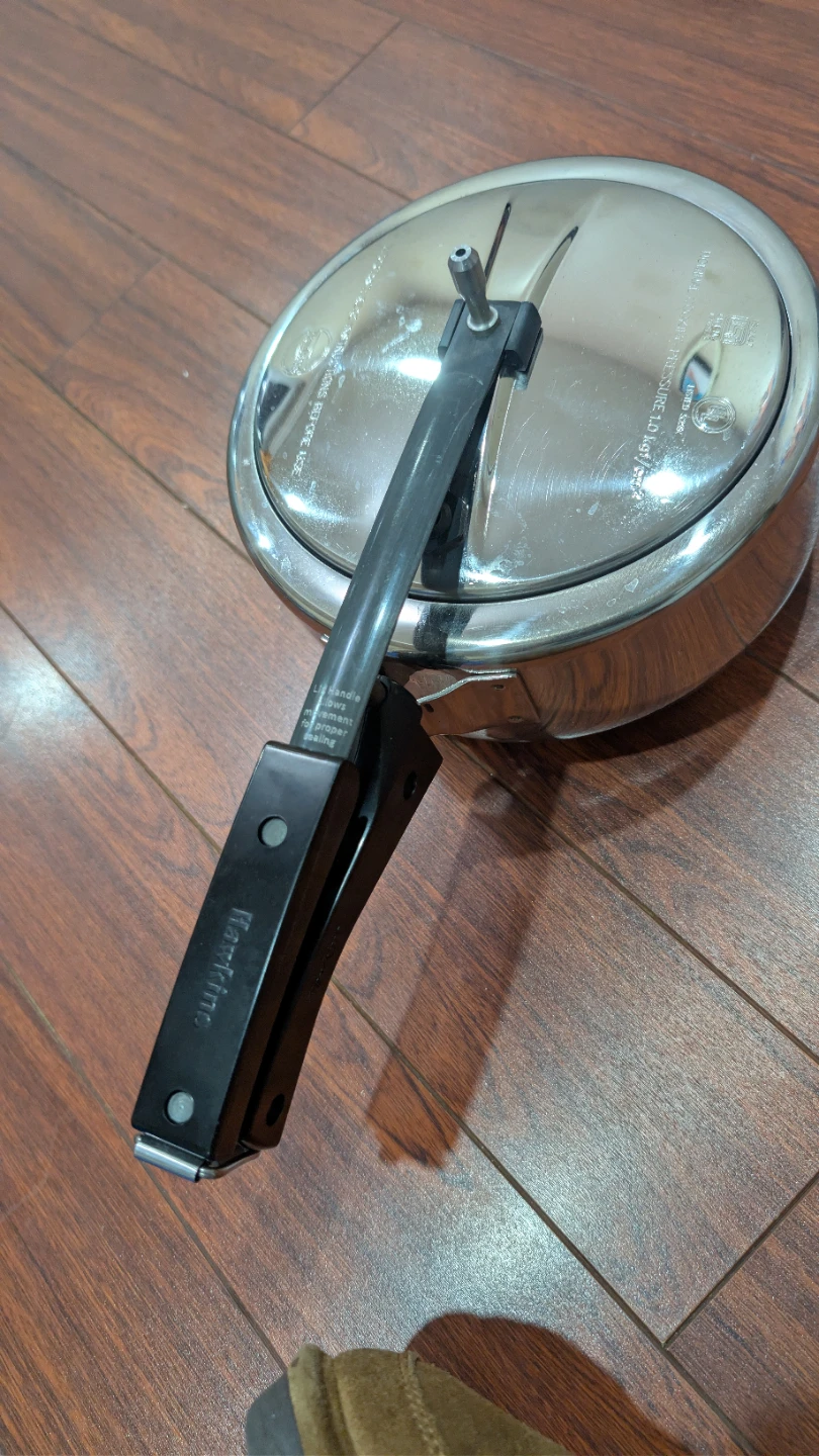 Hawkins Stainless Steel Pressure Cooker - 3 Litre - photo 3