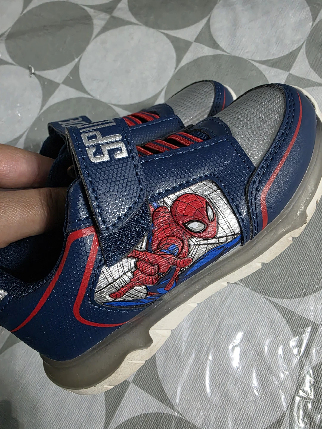 Spider-Man Kids' Light-Up Shoes - Size 10 - photo 3
