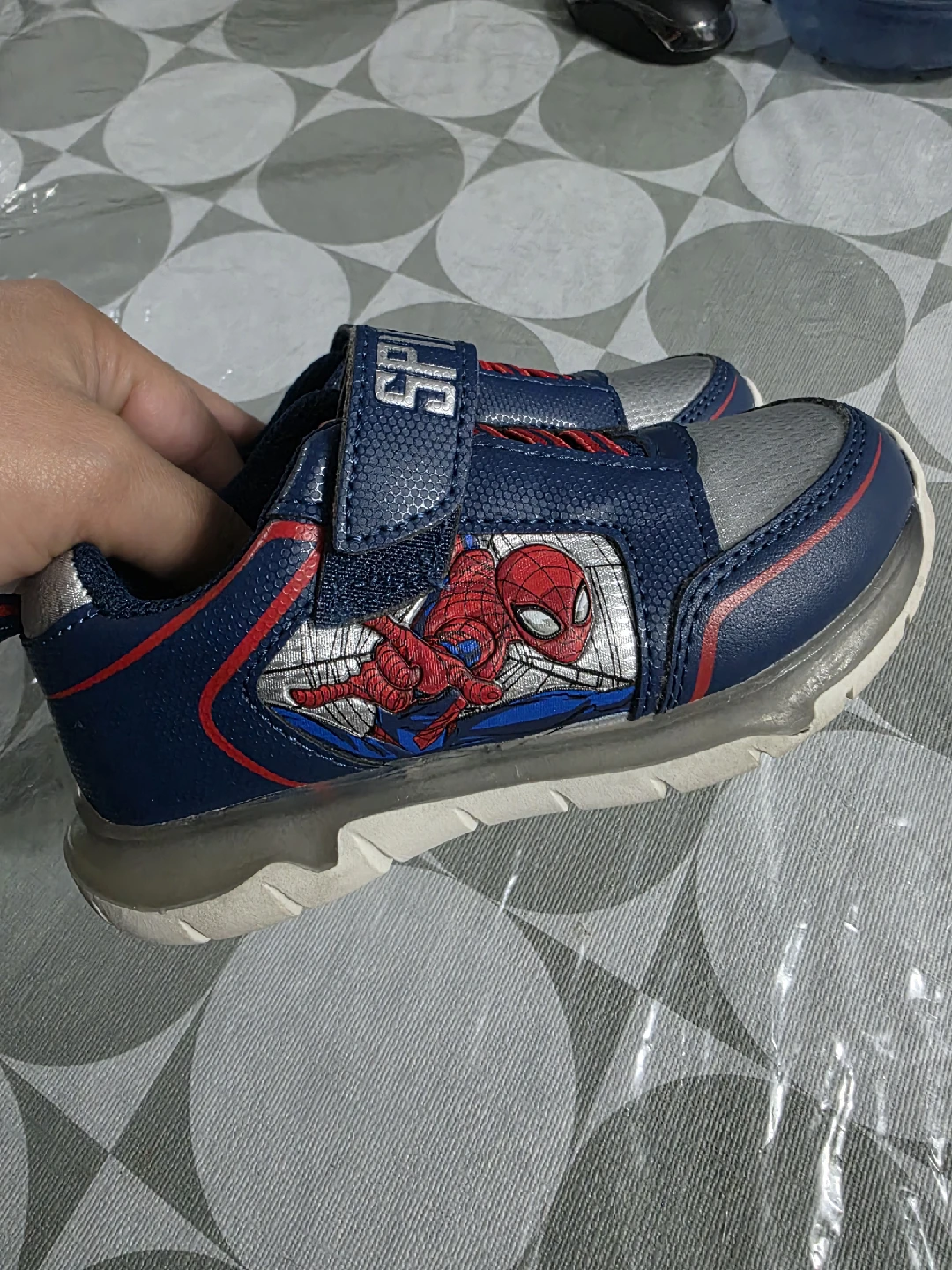 Spider-Man Kids' Light-Up Shoes - Size 10 - photo 4