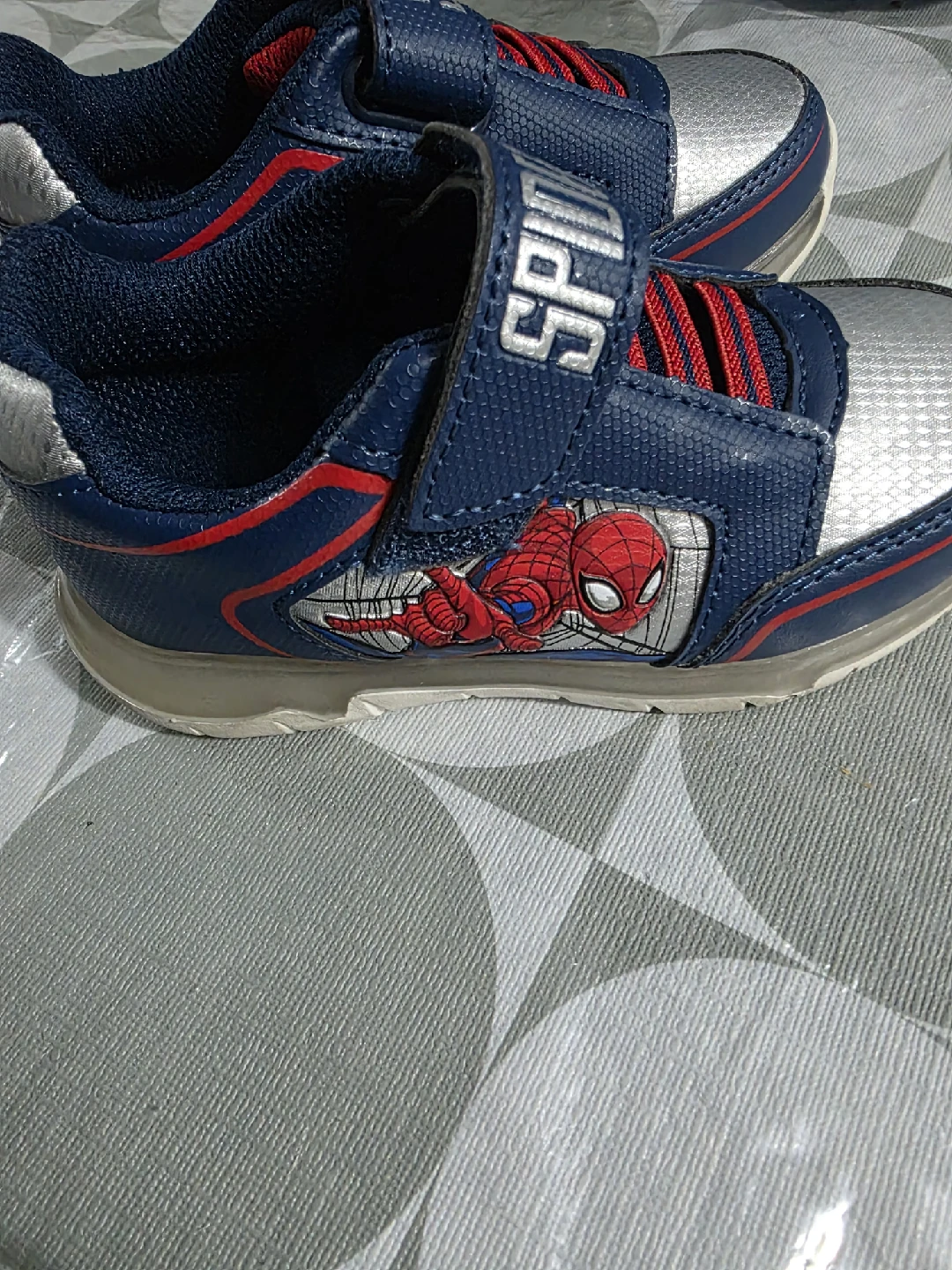 Spider-Man Kids' Light-Up Shoes - Size 10 - photo 5