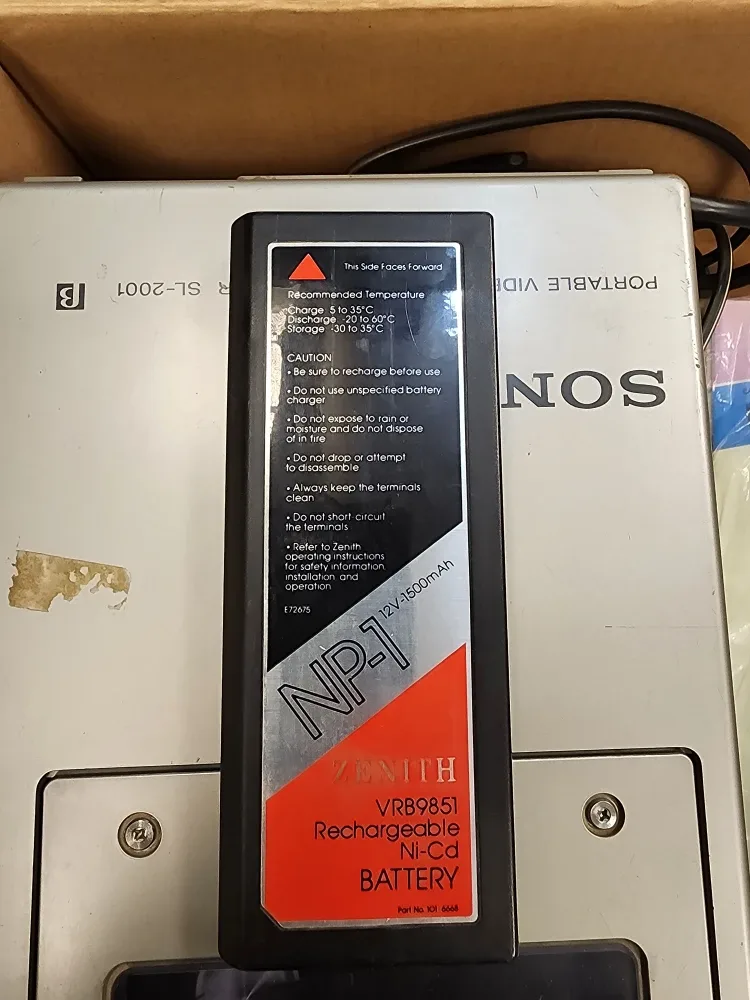 Sony Betamax Portable Video Cassette Recorder SL-2001 image indicator(3)