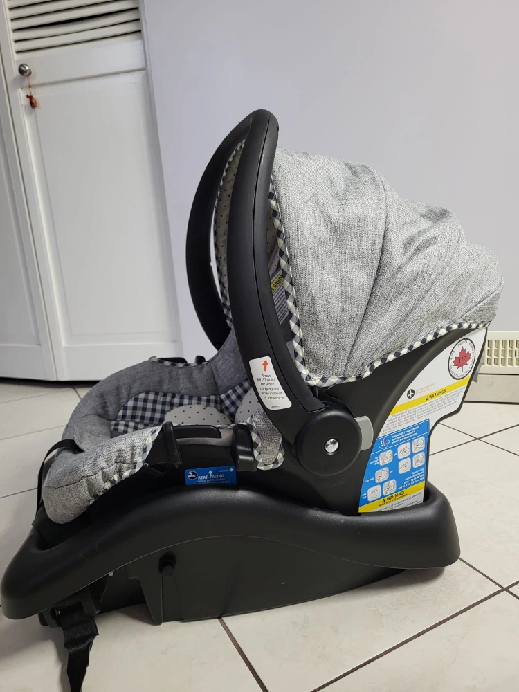 Safety 1st Onboard 35 Infant Car Seat ...brand NEW. - photo 5