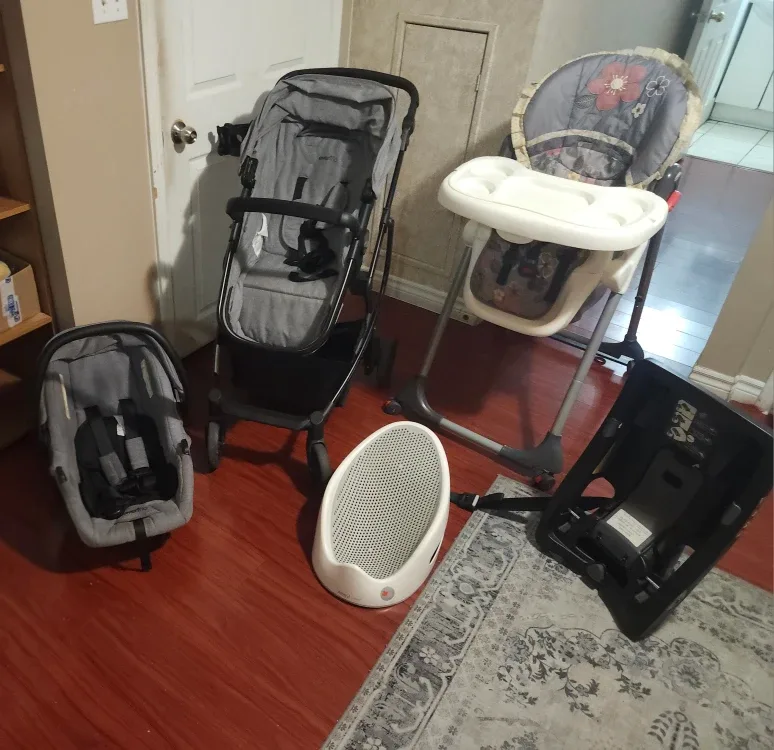 Evenflo Stroller, Infant Car Seat, High Chair, Bath Seat