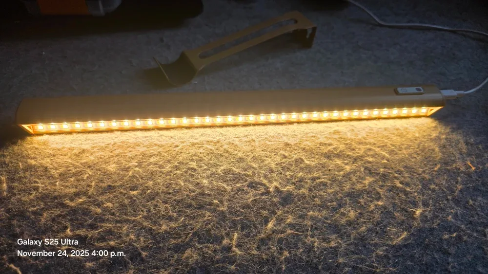 Gold Wireless LED Picture Light - 15 inch image indicator(2)