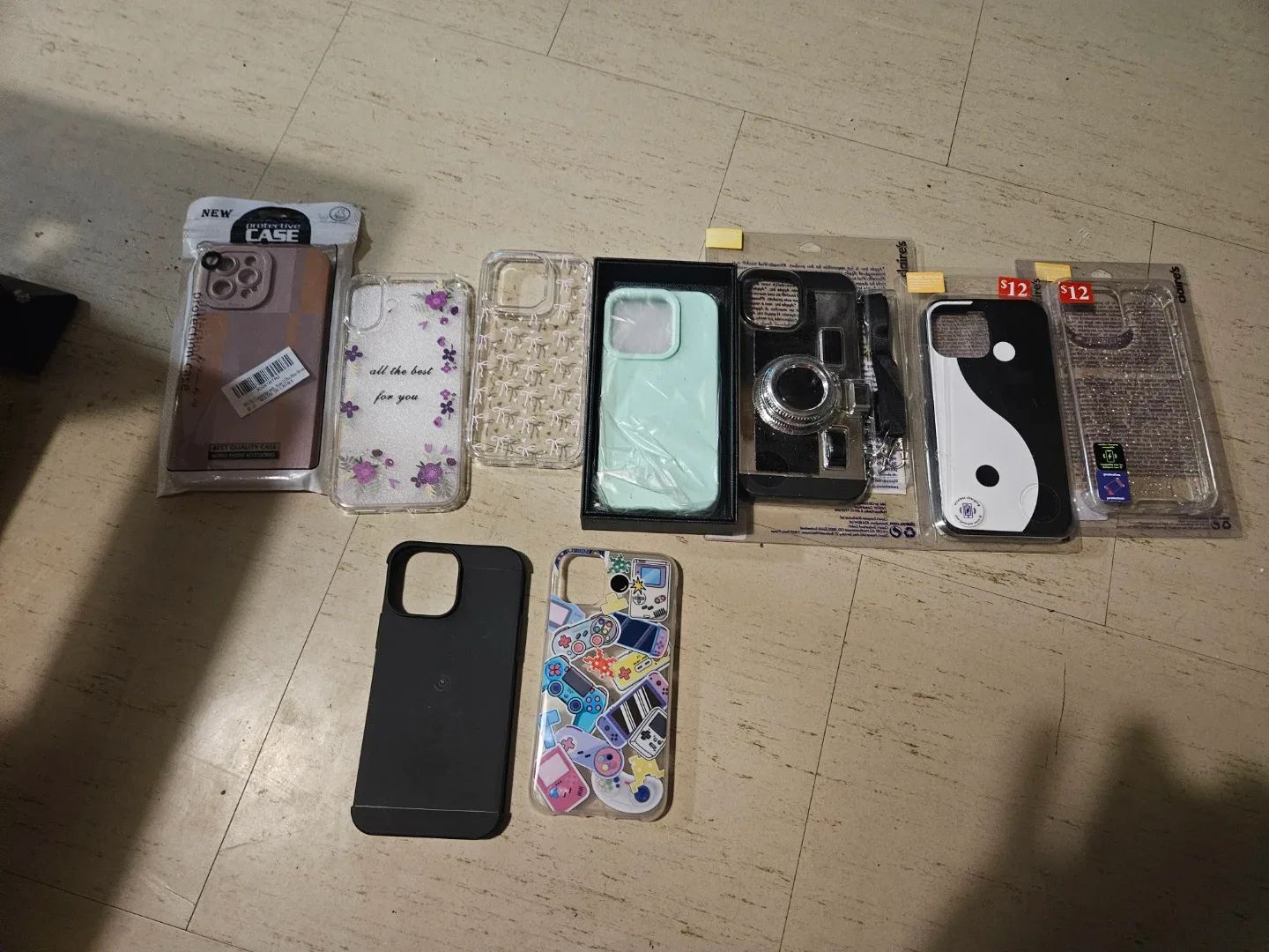 Assorted iPhone Cases image indicator(2)